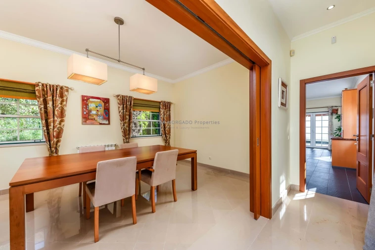 Moradia T4 para Venda em Agualva e Mira-Sintra Foto 33