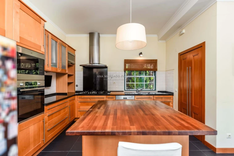 Moradia T4 para Venda em Agualva e Mira-Sintra Foto 35