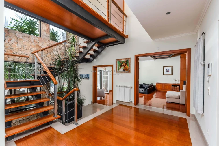 Moradia T4 para Venda em Agualva e Mira-Sintra Foto 10