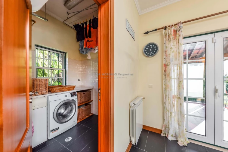 Moradia T4 para Venda em Agualva e Mira-Sintra Foto 38