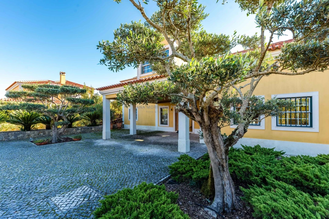 Moradia T4 para Venda em Agualva e Mira-Sintra Foto 6