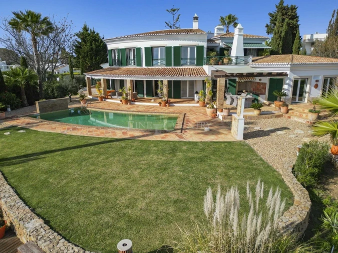 Moradia T4 para Venda em Lagoa e Carvoeiro Foto 2