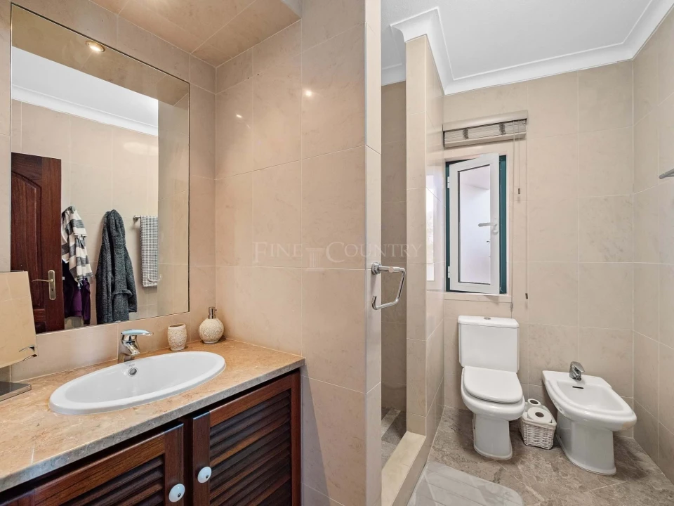 Moradia T4 para Venda em Lagoa e Carvoeiro Foto 33