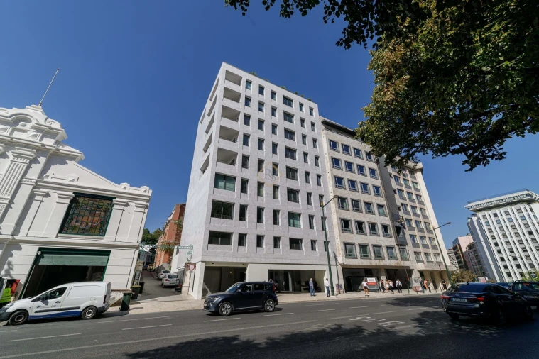 Apartamento T2 para Arrendamento em Santo António Foto 16