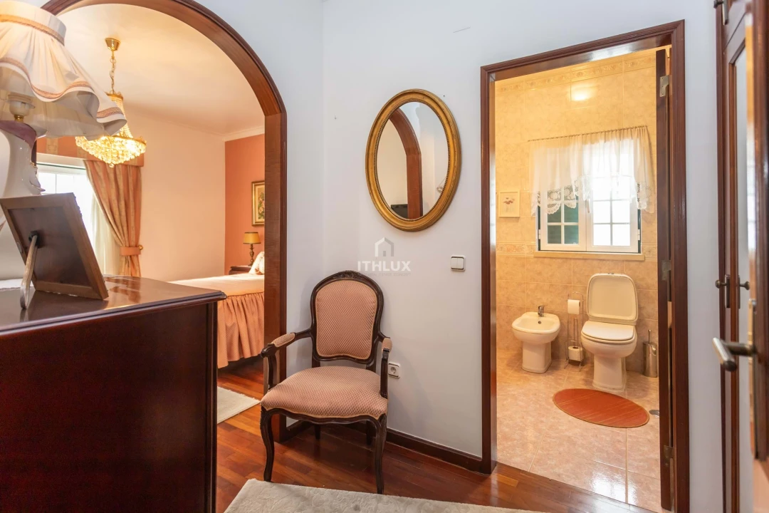 Moradia T4 para Venda em Benavente Foto 29