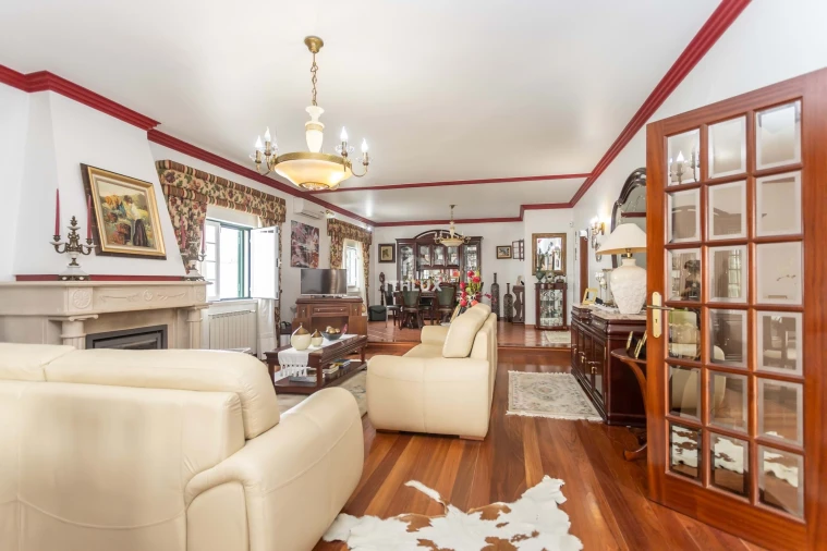 Moradia T4 para Venda em Benavente Foto 17