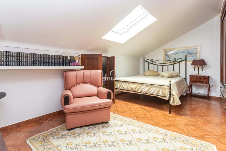 Moradia T4 para Venda em Benavente Foto 48