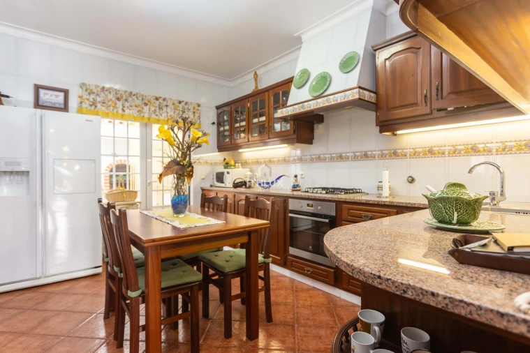 Moradia T4 para Venda em Benavente Foto 7