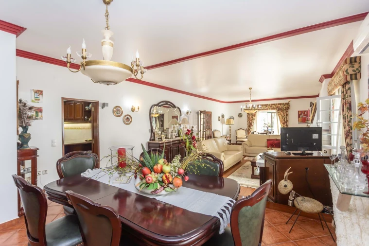 Moradia T4 para Venda em Benavente Foto 1