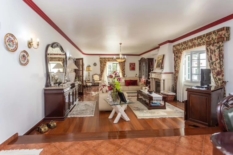 Moradia T4 para Venda em Benavente Foto 13