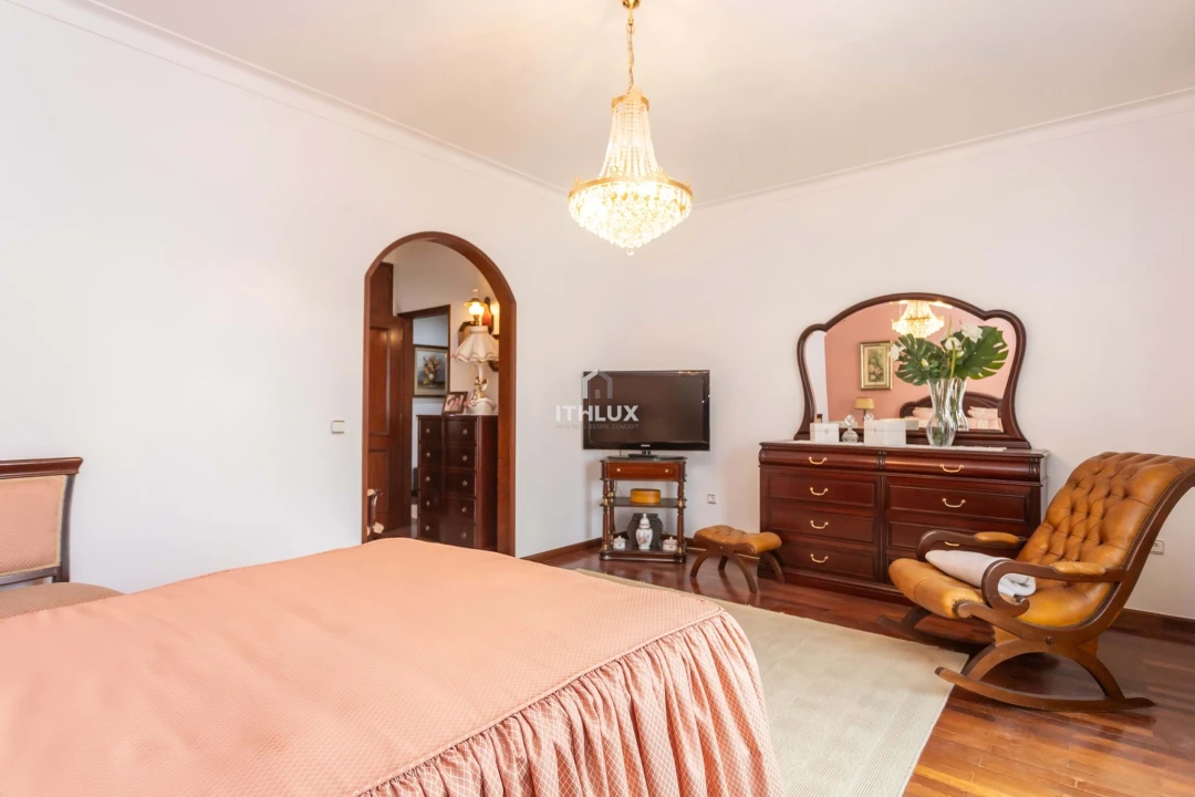 Moradia T4 para Venda em Benavente Foto 35