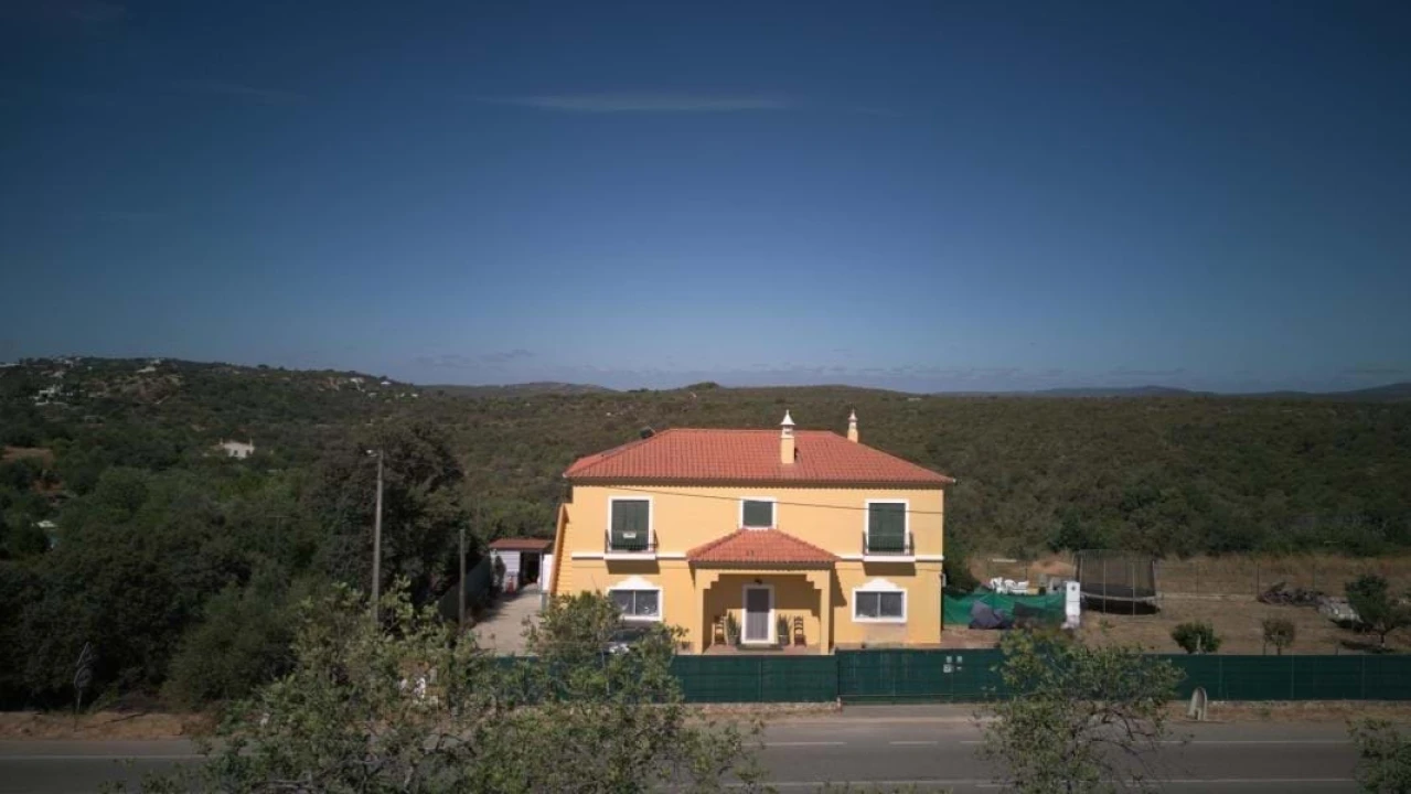 Moradia T2 para Venda em Loule (São Sebastião) Foto 62