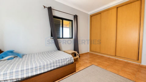 Moradia T2 para Venda em Loule (São Sebastião)