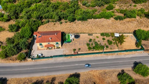 Moradia T2 para Venda em Loule (São Sebastião)