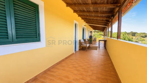Moradia T2 para Venda em Loule (São Sebastião)