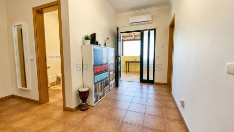 Moradia T2 para Venda em Loule (São Sebastião)