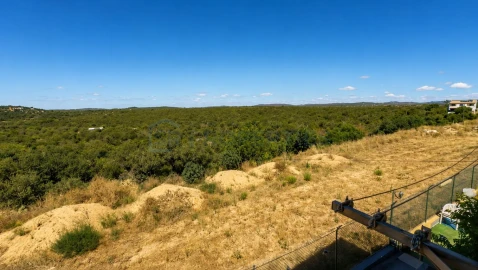 Moradia T2 para Venda em Loule (São Sebastião)