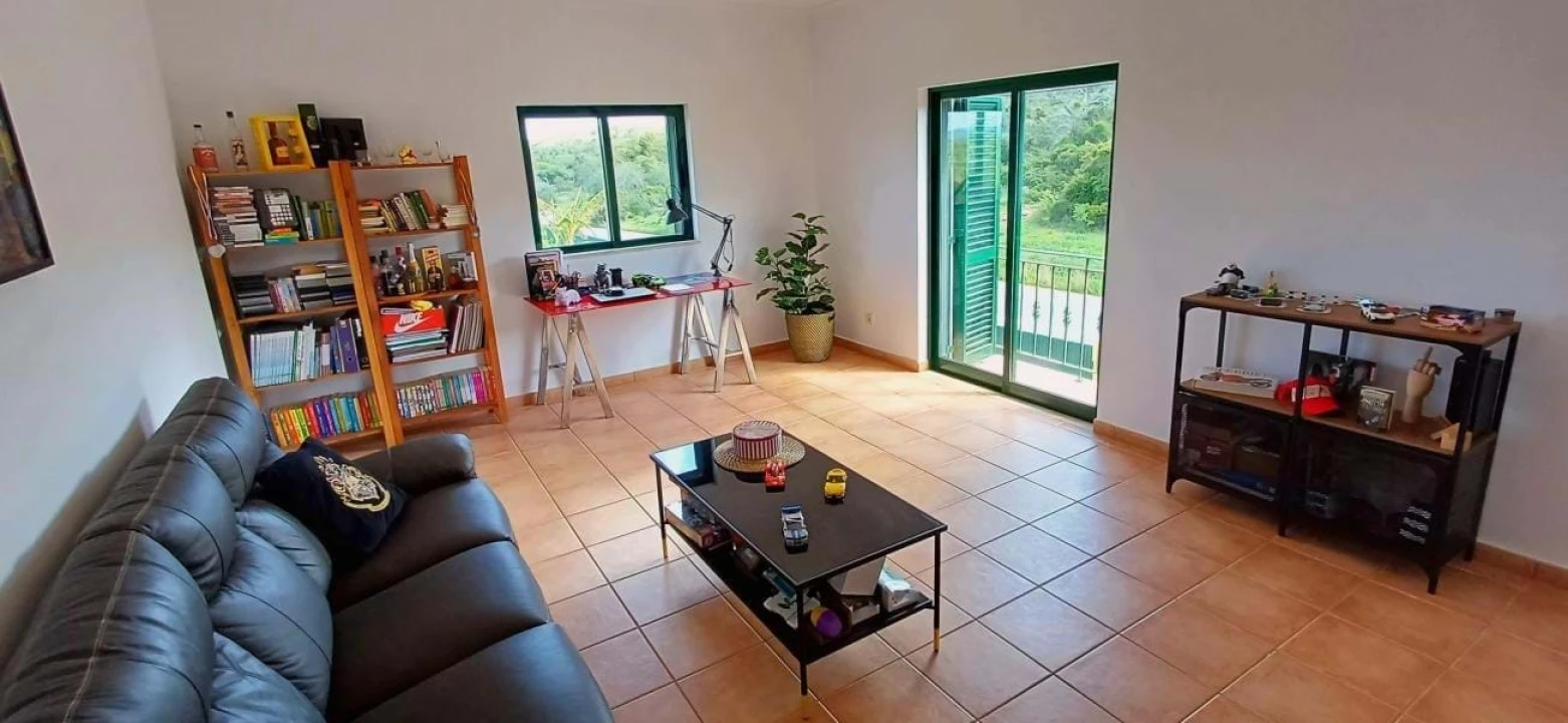 Moradia T2 para Venda em Loule (São Sebastião) Foto 40