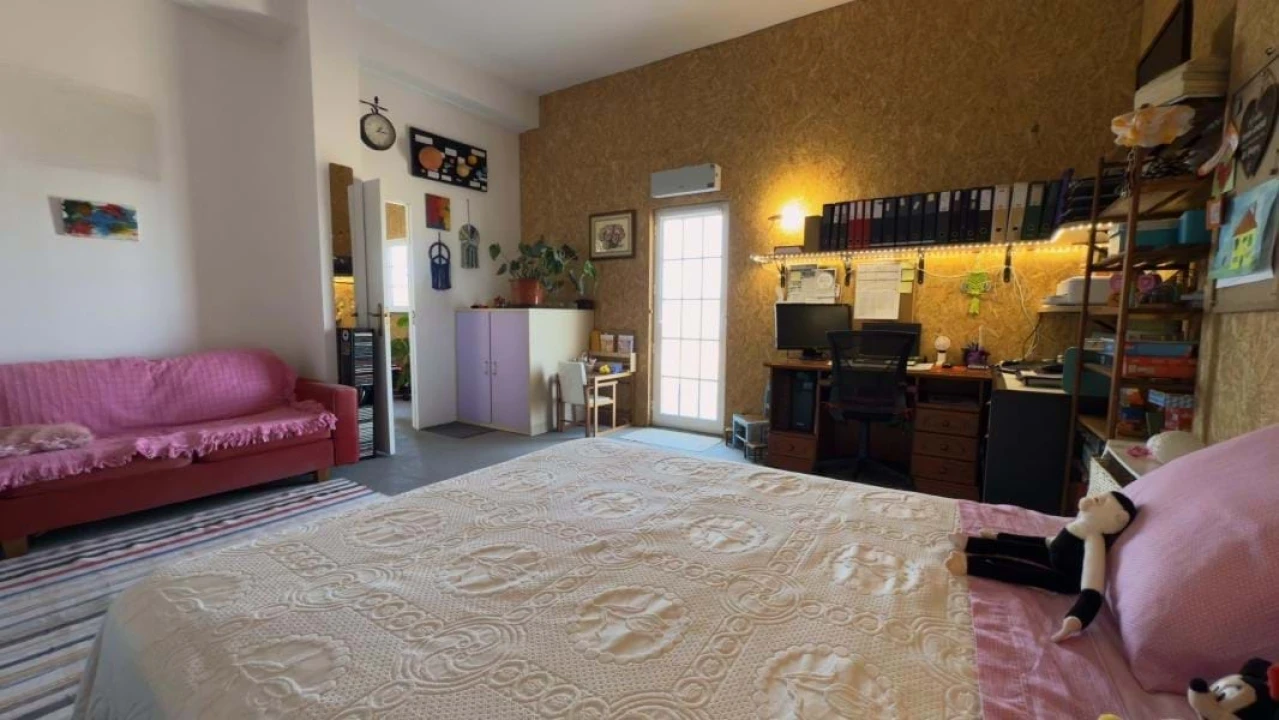 Moradia T2 para Venda em Loule (São Sebastião) Foto 19