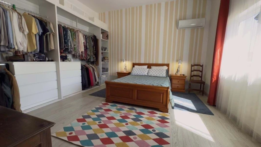 Moradia T2 para Venda em Loule (São Sebastião) Foto 27