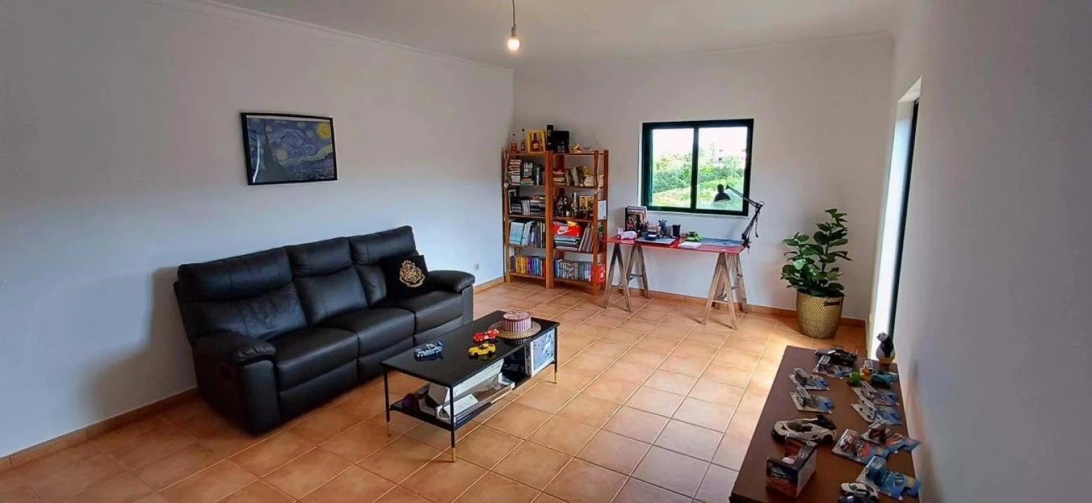 Moradia T2 para Venda em Loule (São Sebastião) Foto 43