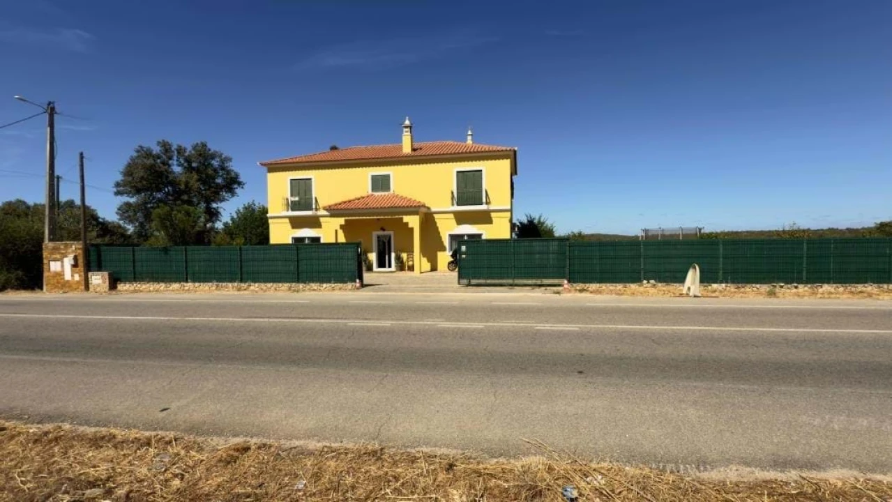 Moradia T2 para Venda em Loule (São Sebastião) Foto 11