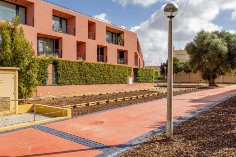 Apartamento T1 para Venda em Quarteira Foto 30