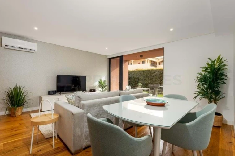 Apartamento T1 para Venda em Quarteira Foto 16