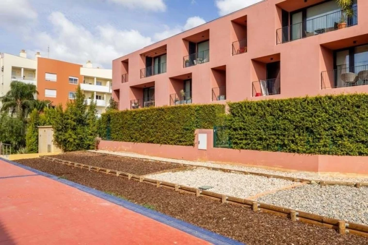 Apartamento T1 para Venda em Quarteira Foto 31