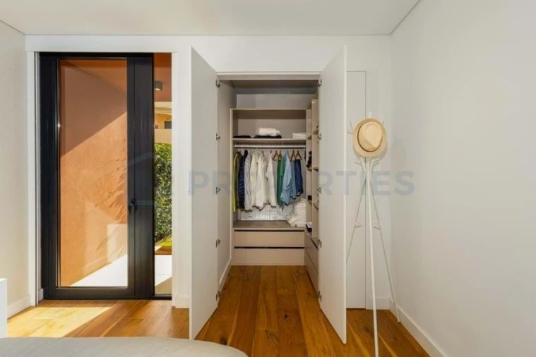 Apartamento T1 para Venda em Quarteira Foto 10