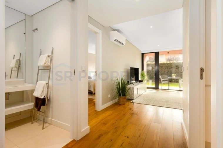 Apartamento T1 para Venda em Quarteira Foto 11