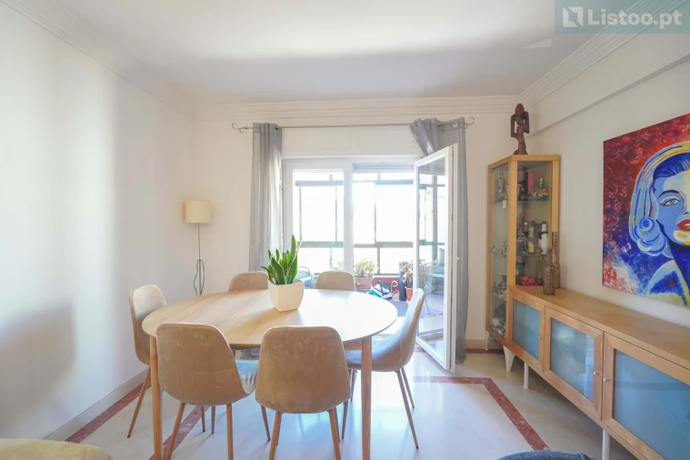 Apartamento T2 para Venda em Cacém e São Marcos Foto 11