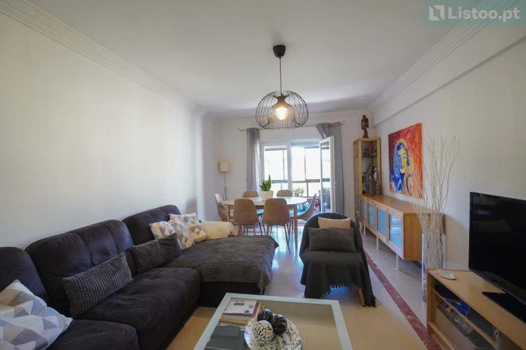 Apartamento T2 para Venda em Cacém e São Marcos Foto 1