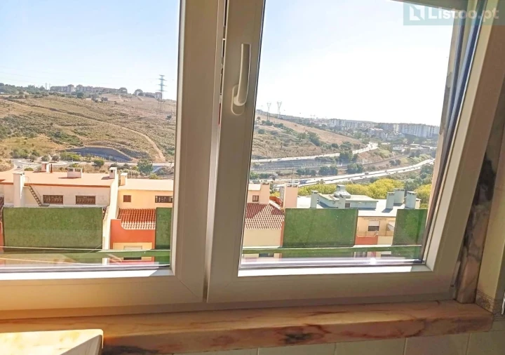 Apartamento T2 para Venda em Cacém e São Marcos Foto 27