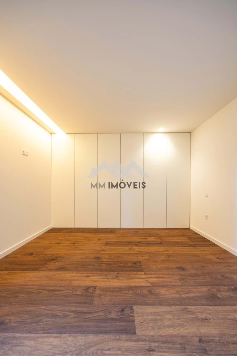 Apartamento T1 para Venda em Paranhos Foto 17