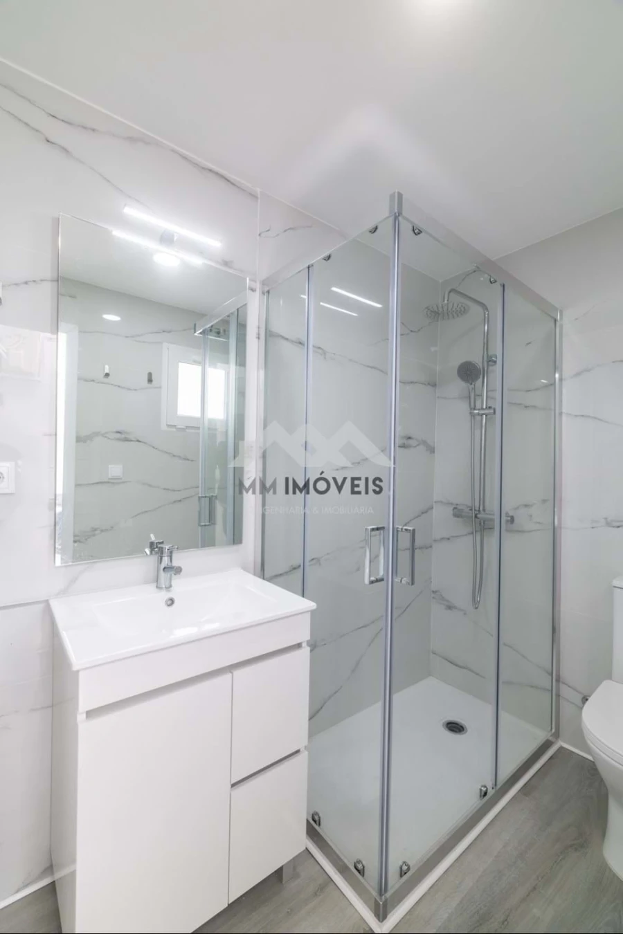 Moradia T1 para Venda em Cedofeita, Santo Ildefonso, Sé, Miragaia, São Nicolau e Vitória Foto 17