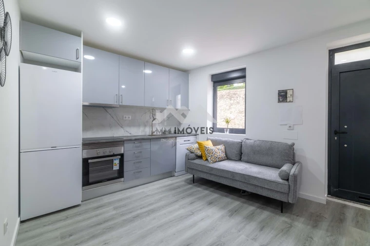 Moradia T1 para Venda em Cedofeita, Santo Ildefonso, Sé, Miragaia, São Nicolau e Vitória Foto 5