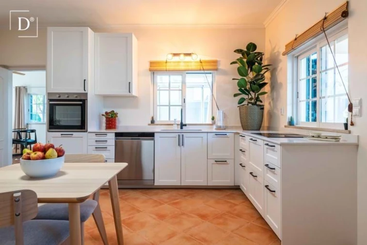 Moradia T5 para Venda em Olhão Foto 5