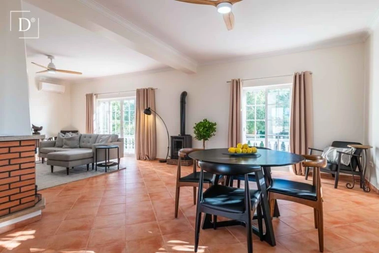 Moradia T5 para Venda em Olhão Foto 7