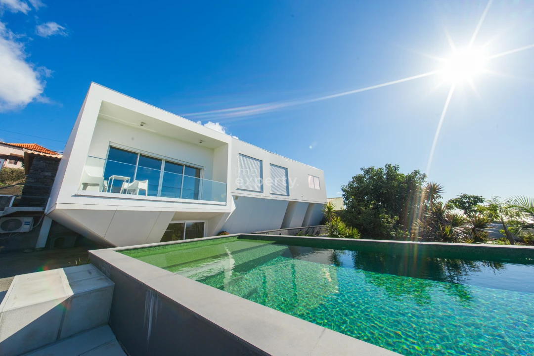 Moradia T3 para Venda em Ponta do Sol Foto 3