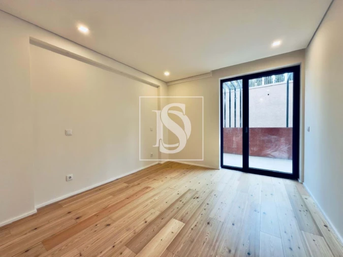 Apartamento T2 para Venda em Creixomil Foto 12