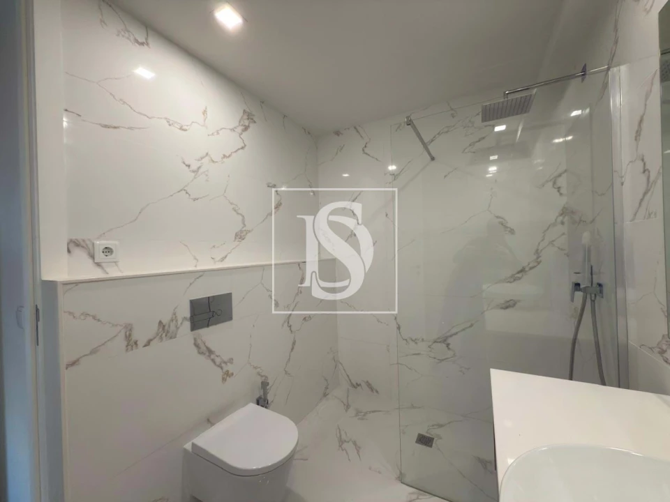 Apartamento T2 para Venda em Creixomil Foto 18