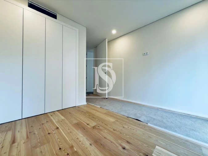 Apartamento T2 para Venda em Creixomil Foto 19