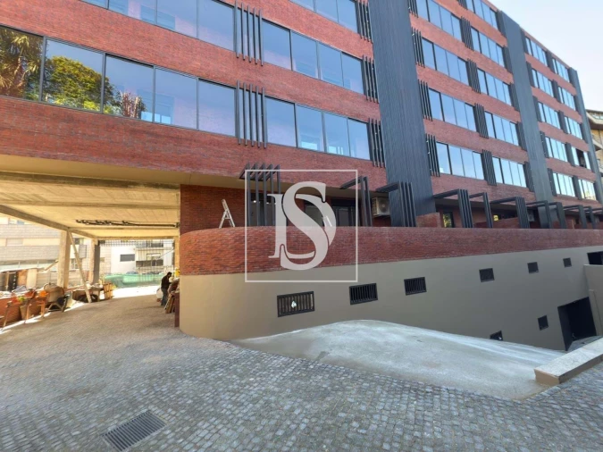 Apartamento T2 para Venda em Creixomil Foto 25