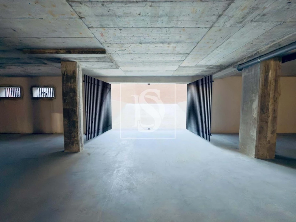 Apartamento T2 para Venda em Creixomil Foto 26