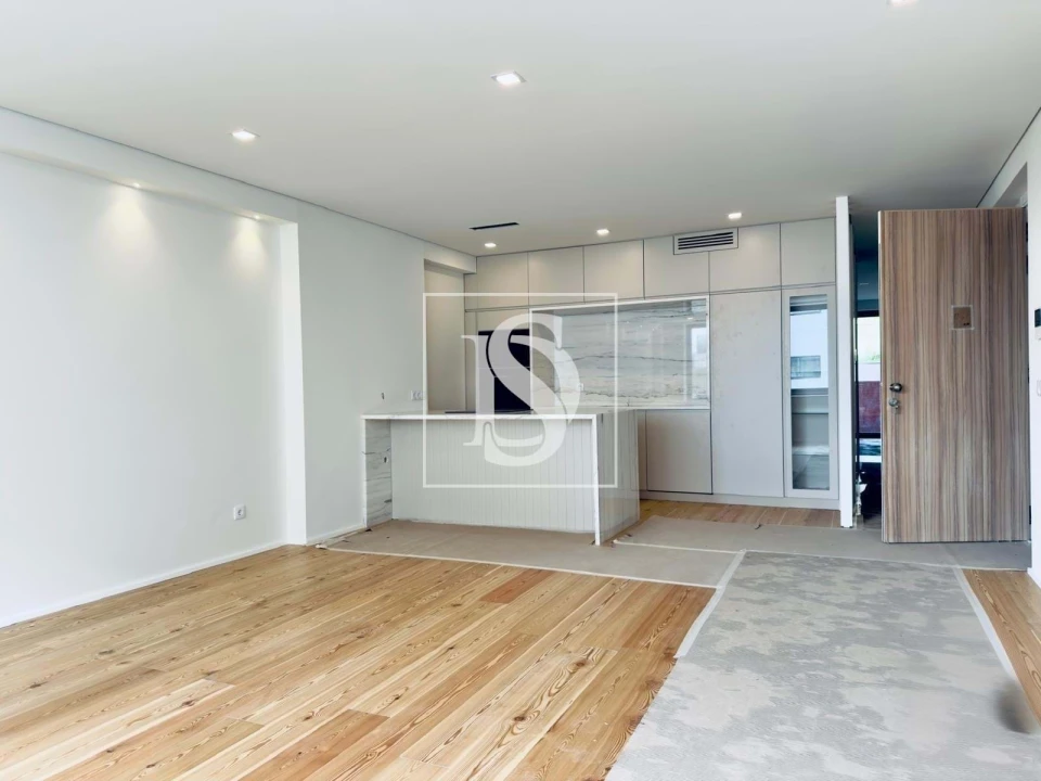 Apartamento T2 para Venda em Creixomil Foto 7