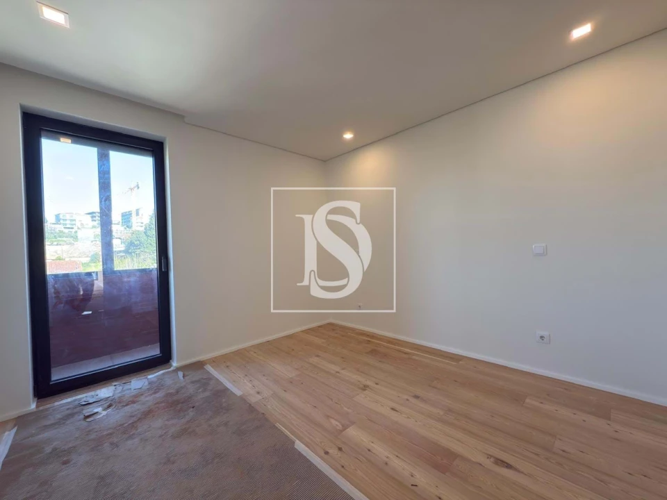 Apartamento T2 para Venda em Creixomil Foto 17