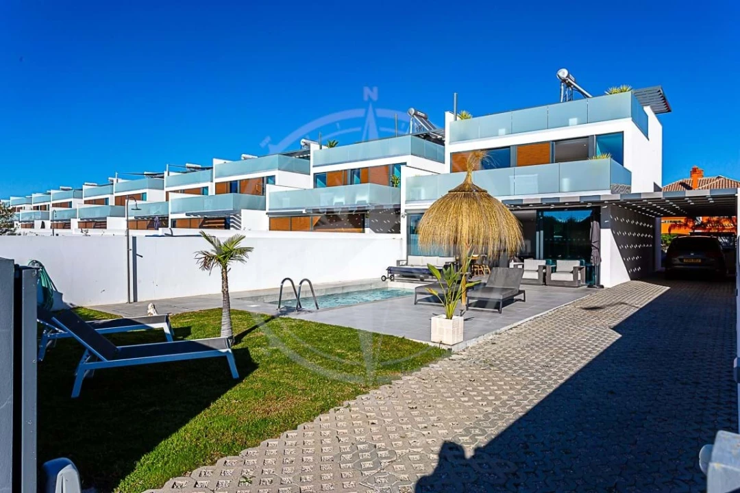 Moradia T3 para Venda em Conceição e Cabanas de Tavira Foto 3