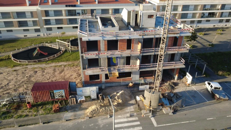 Apartamento T3 para Venda em Atouguia da Baleia Foto 7