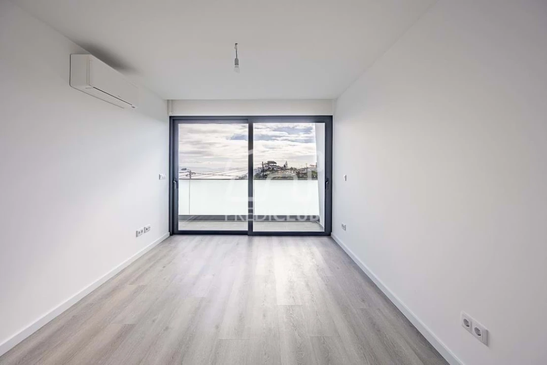 Moradia T3 para Venda em Santo Antonio Foto 7